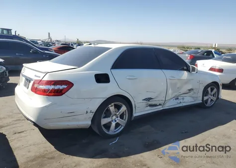 2012 Mercedes-Benz E 350 4Matic z USA, uszkodzony, nr VIN WDDHF8JBXCA622979